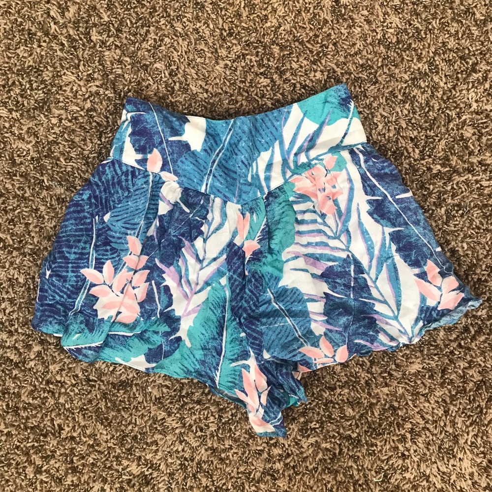 Cute American Eagle shorts